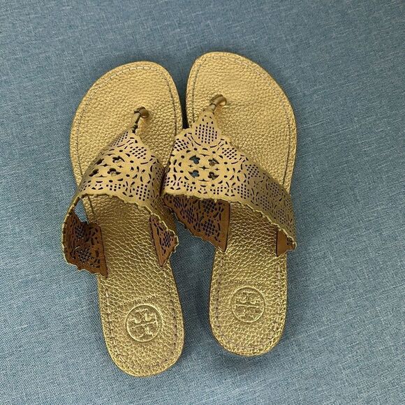 Tory Burch Roselle Metallic Gold Laser Cut Thong Sandals Size 6.5 - Picture 5 of 6